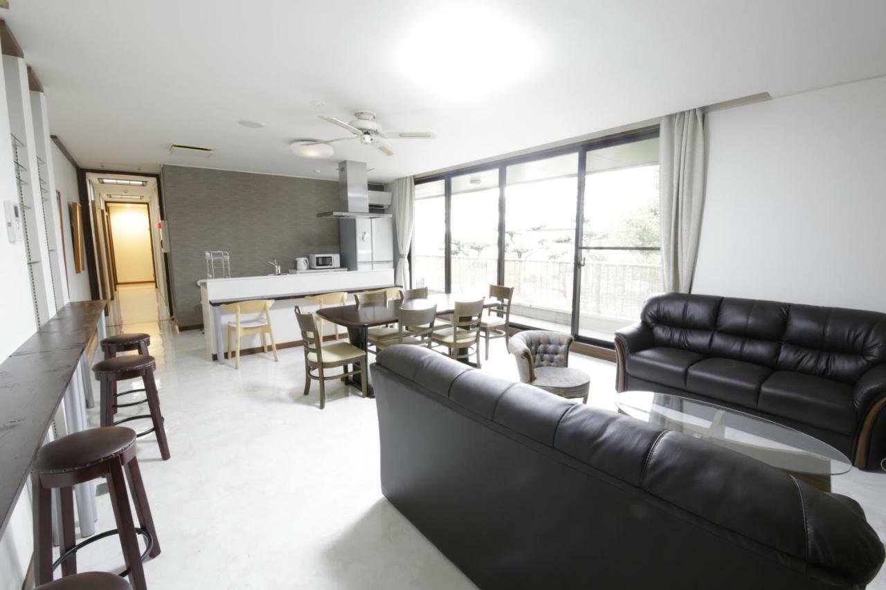 Guest House Hakozaki Garden Fukuoka  Extérieur photo